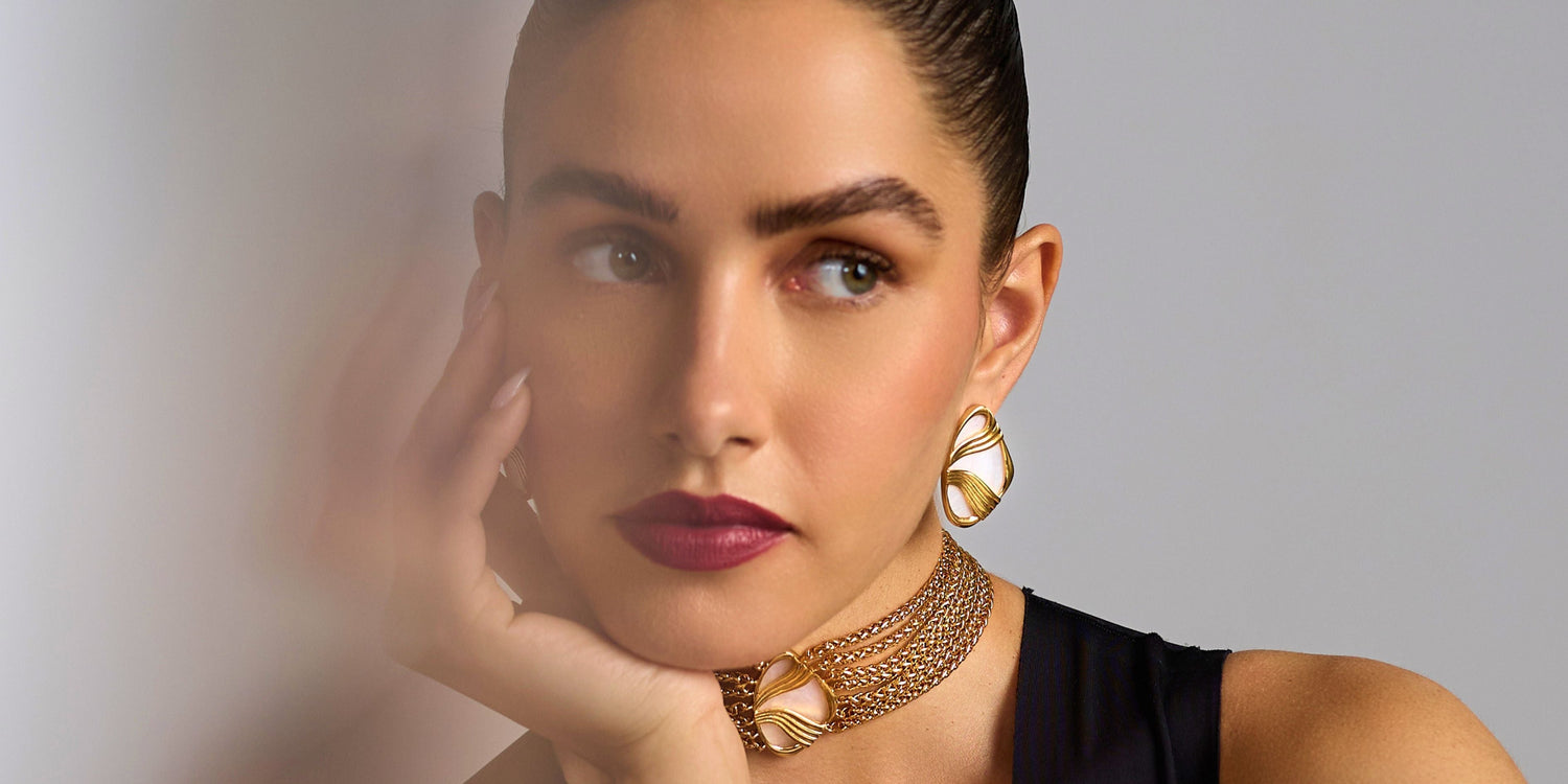 Why gold and pearl belong together ?