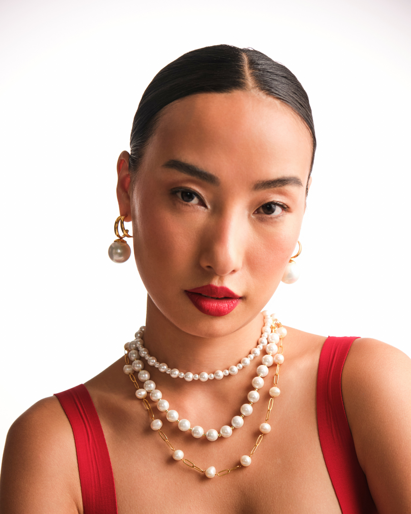 Classic Bandel Pearl Necklace
