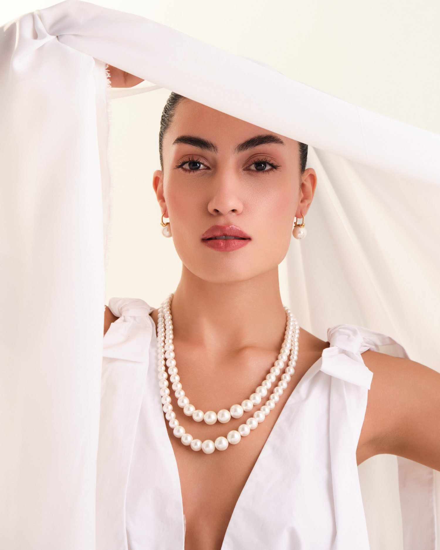 Double Graded White &amp; Purse Studs (Combo)