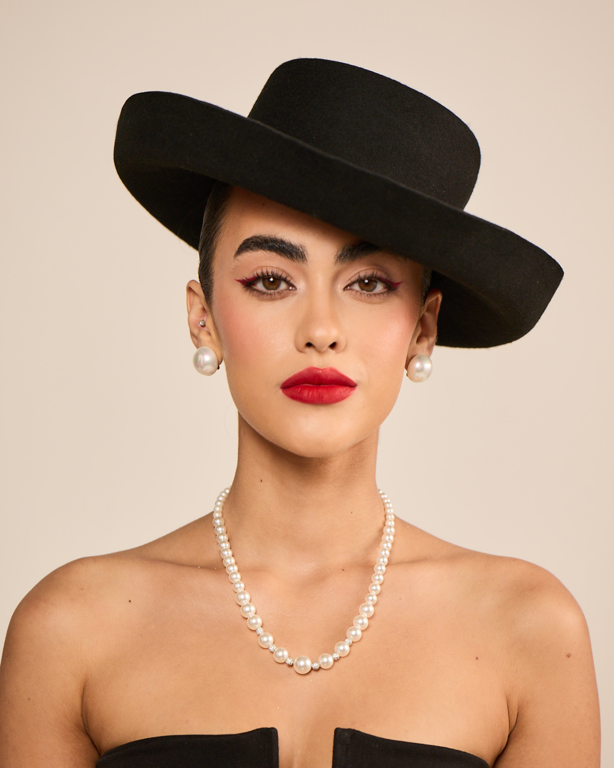 Mini Graded Pearl Single - White with Swarovski