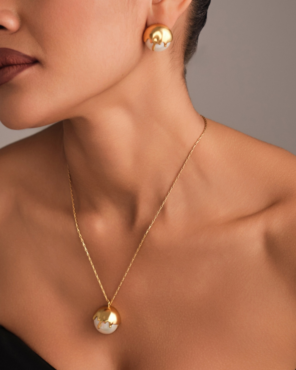 Dune Pendant - Golden