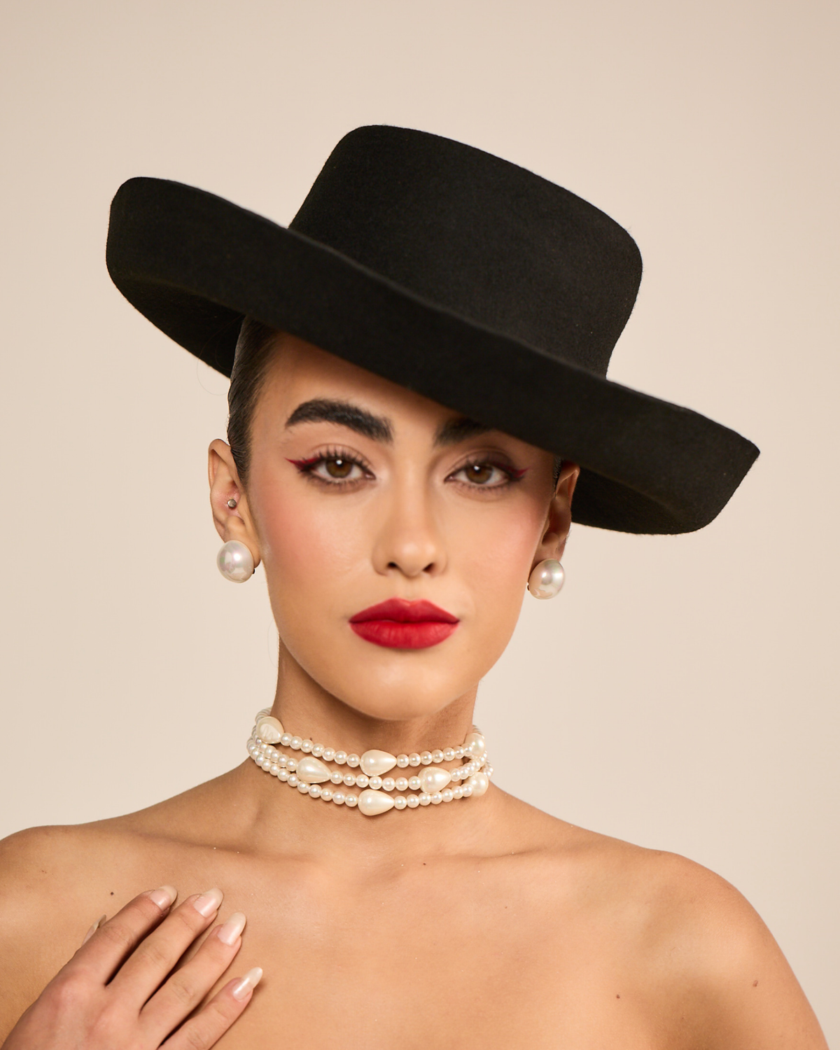 Round &amp; Drop Choker