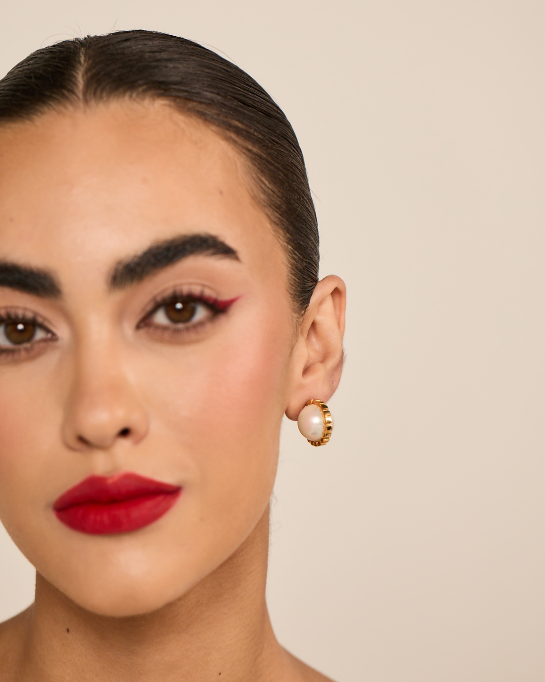 Maxi Empire Studs