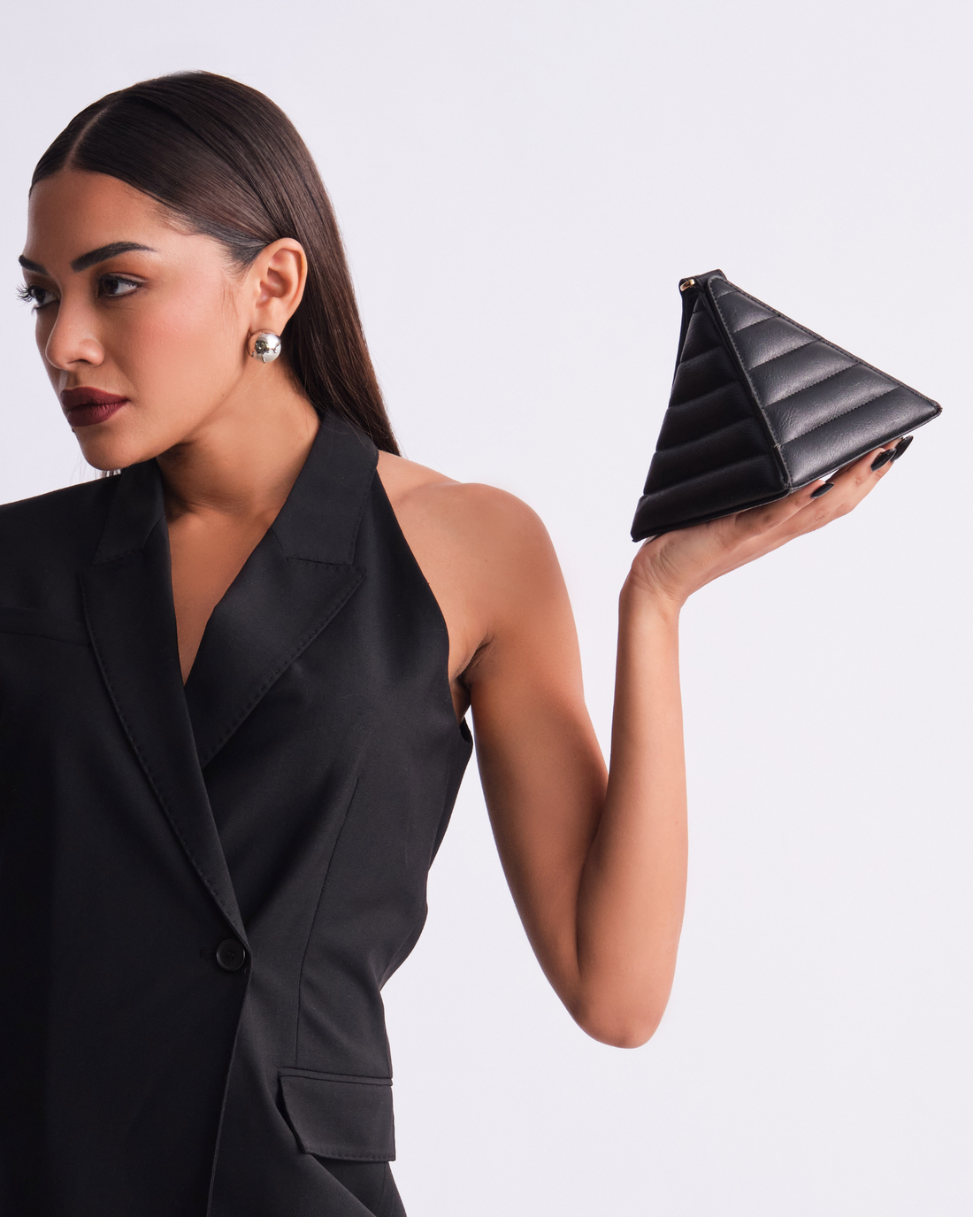 Giza - Textured Black