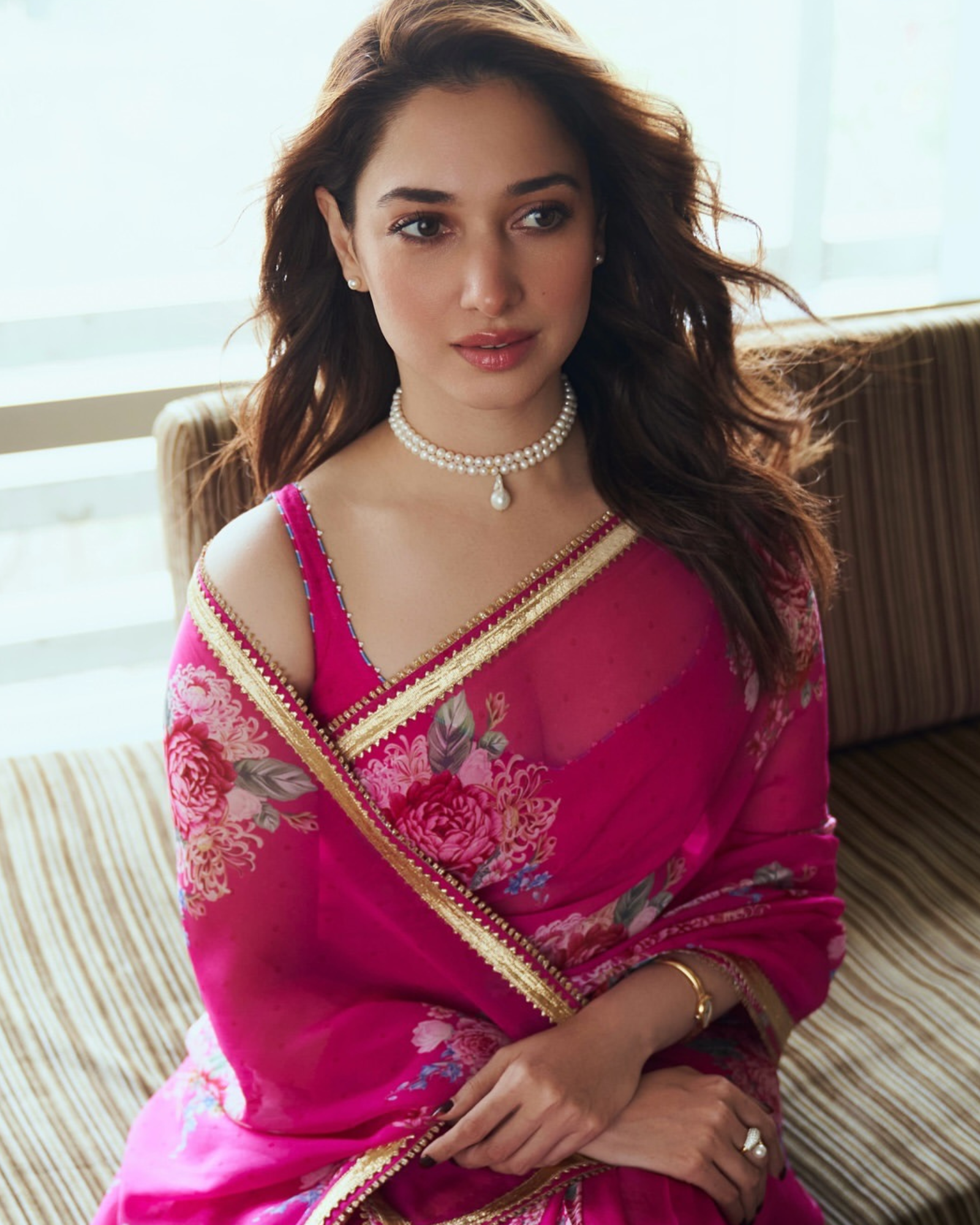 Droplet Pearl Choker