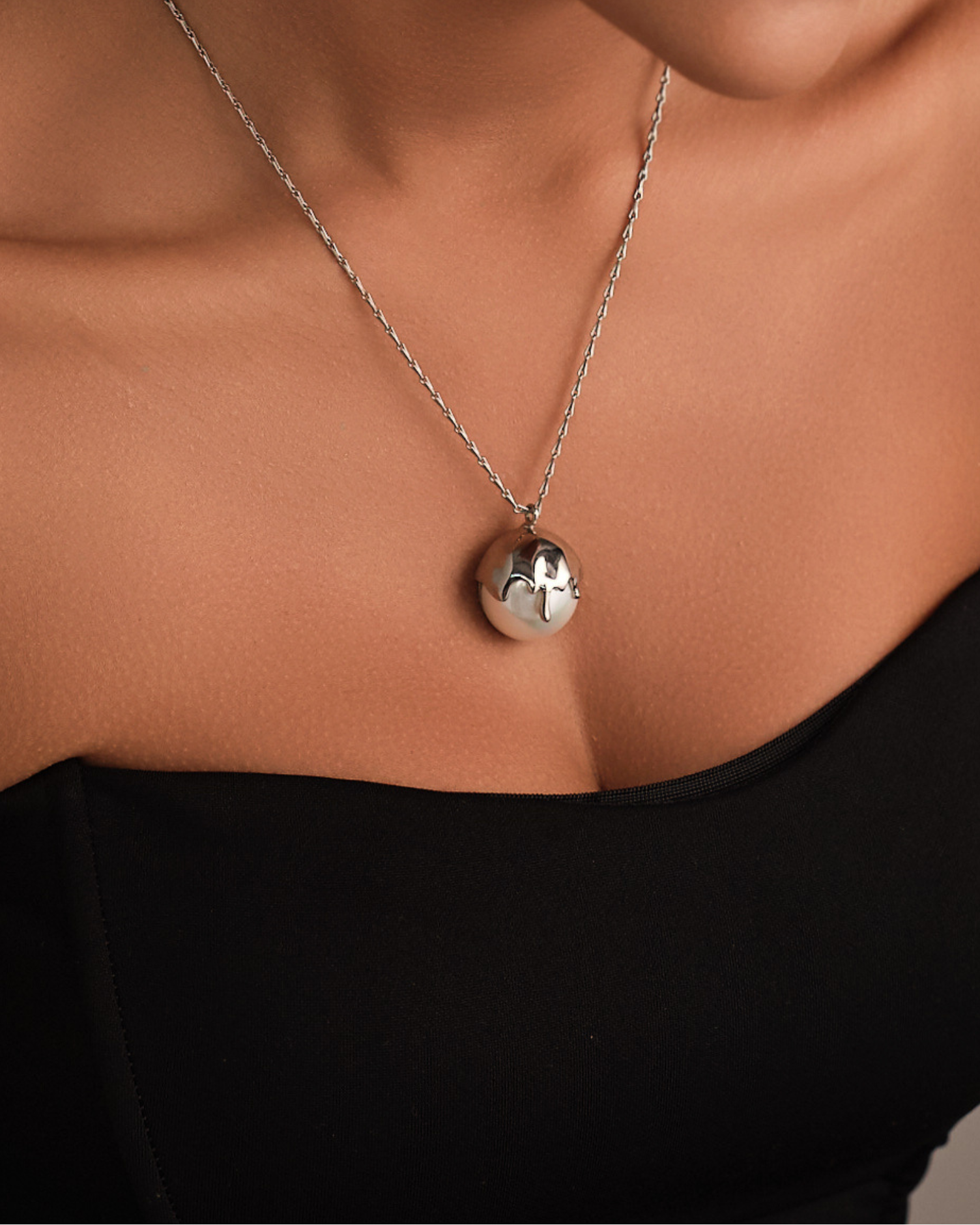 Dune Pendant - Chrome