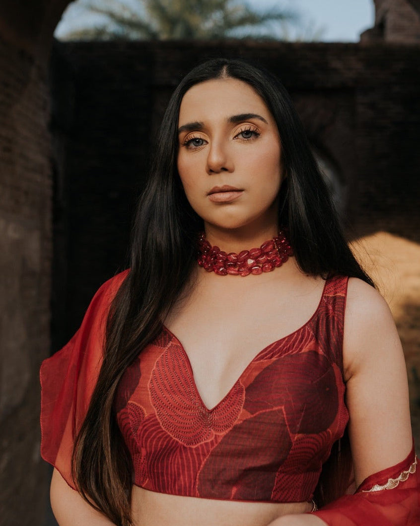 Red Tumbles Choker (3 Lines)